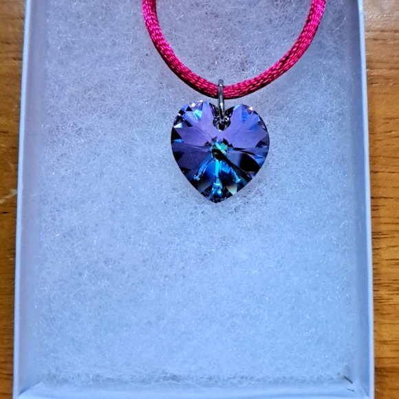 Jewelry - Rose Garden Crystal Heart Necklace
